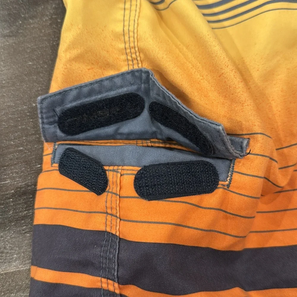 O'Neill Orange Gray Board Shorts Boys Swim Trunks Gradient Design Sz 26 M 10/12